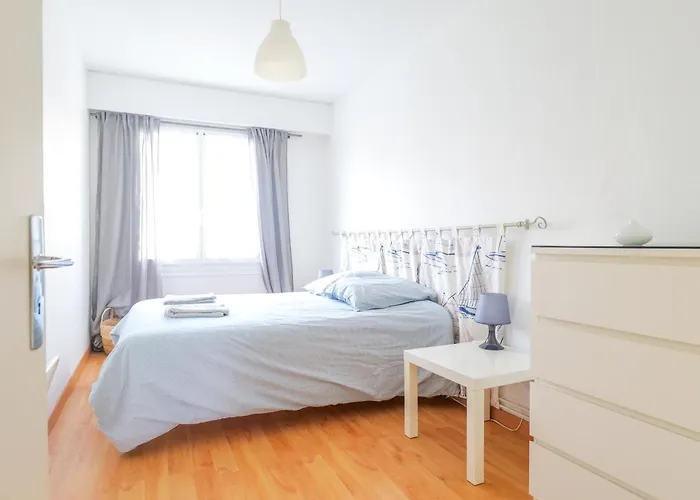 Avec Vue Sur La Baie Des Sables D'olonne - 4 Personnes Apartman *